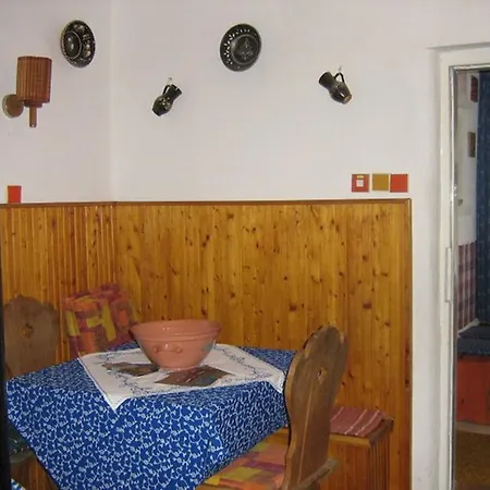 Nefelejcs Vendeghaz